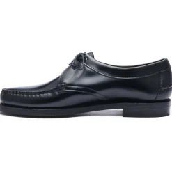 James - Black