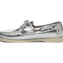 Portland Met Woman - Silver